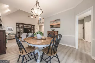 400 Shelli Lane, Roswell, GA 30075 - Photo 16