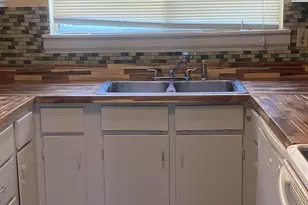 8574 Creekwood Way, Jonesboro, GA 30238 - Photo 6