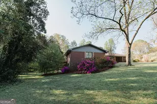 190 Fairlawn Dr, Carrollton, GA 30117 - Photo 10