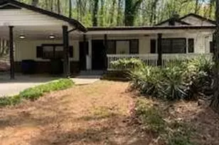 3812 SW Boulder Park Dr SW, Atlanta, GA 30331 - Photo 2