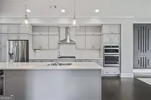 6694 Sterling Dr, Atlanta, GA 30328 - Photo 12