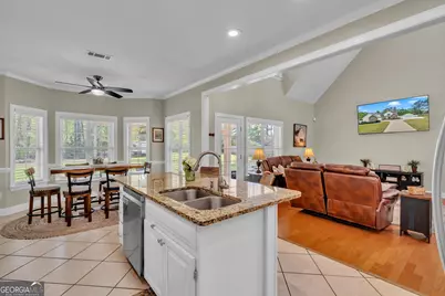 208 Hedge Row, Dublin, GA 31021 - Photo 18