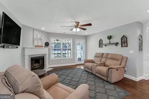 78 Maple Creek Dr, Newnan, GA 30263 - Photo 18
