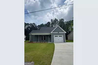 201 Oak Avenue, Pine Mountain, GA 31822 - Photo 1