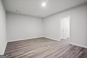 1359 Crk Vw Ln NW, Atlanta, GA 30318 - Photo 34