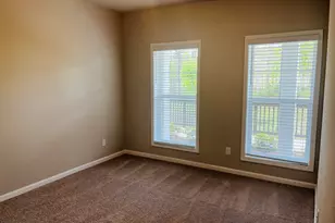 33 Cobalt Ln, Newnan, GA 30265 - Photo 4