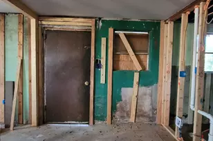 2109 Hanson St, Savannah, GA 31404 - Photo 10