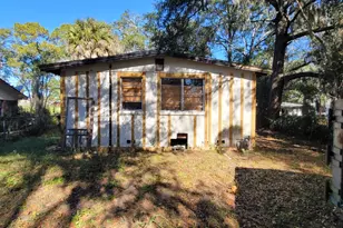 2109 Hanson St, Savannah, GA 31404 - Photo 6