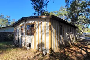 2109 Hanson St, Savannah, GA 31404 - Photo 4