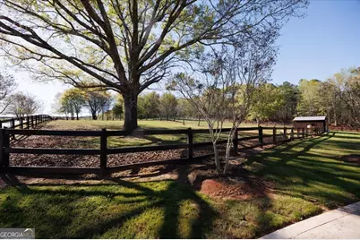 524 King Road, Forsyth, GA 31029 - Photo 4