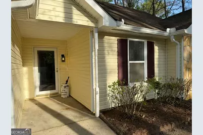 35 Lindsey Lane, Sharpsburg, GA 30277 - Photo 2