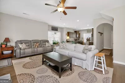 207 Golden Rod Trail, Perry, GA 31069 - Photo 8