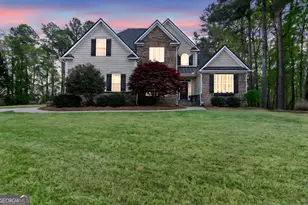 36 Nash Island Ln, Sharpsburg, GA 30277 - Photo 2