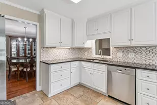 174 St Clair Dr, Saint Simons, GA 31522 - Photo 30