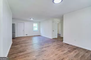 325 Camp Ground Rd, Griffin, GA 30223 - Photo 10