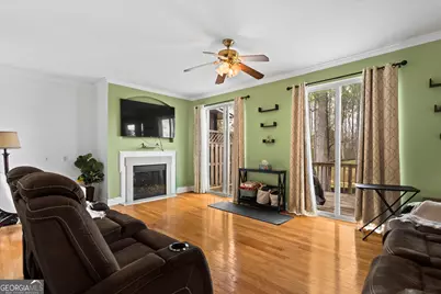 284 Blue Pointe Court, Suwanee, GA 30024 - Photo 2