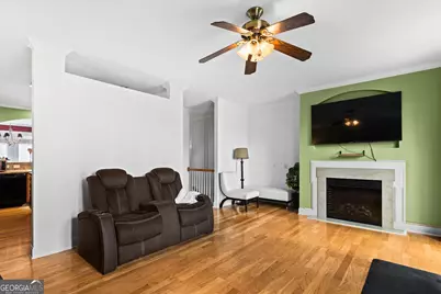 284 Blue Pointe Court, Suwanee, GA 30024 - Photo 4