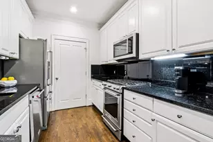 77 Peachtree Pl NE, Atlanta, GA 30309 - Photo 20