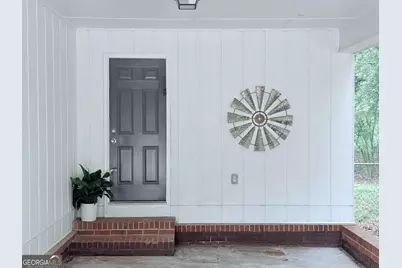 104 Julie Circle, Griffin, GA 30223 - Photo 2