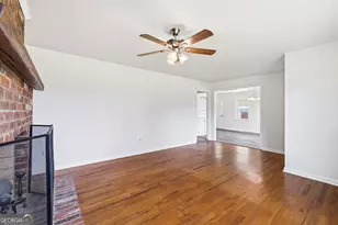 93 Carlton Ave, Union Point, GA 30669 - Photo 10