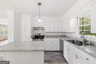 93 Carlton Ave, Union Point, GA 30669 - Photo 18