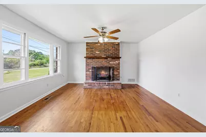 93 Carlton Avenue, Union Point, GA 30669 - Photo 6