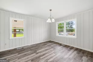 93 Carlton Ave, Union Point, GA 30669 - Photo 12