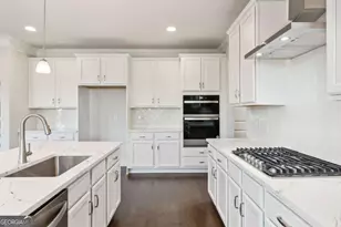 5558 Overview Dr, Flowery Branch, GA 30542 - Photo 10