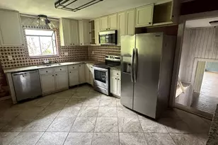 24 Alexander Rd, Grantville, GA 30220 - Photo 16