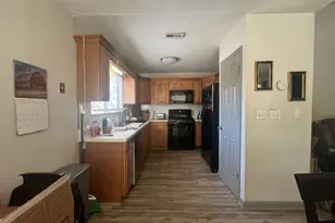 8132 Creekstone Ct, Riverdale, GA 30274 - Photo 6