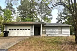 8132 Creekstone Ct, Riverdale, GA 30274 - Photo 2
