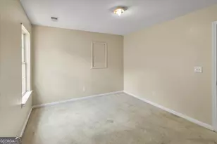 4411 Ravenwood Dr, Union City, GA 30291 - Photo 32