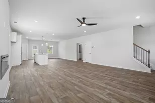 333 Jarrett St, Fairburn, GA 30213 - Photo 6