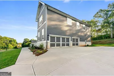 204 Races Road, Hoschton, GA 30548 - Photo 4