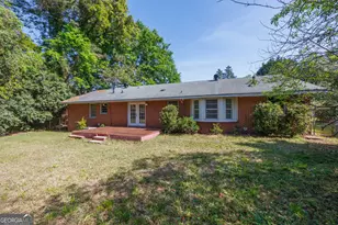 1585 Westminister Dr, Macon, GA 31204 - Photo 2