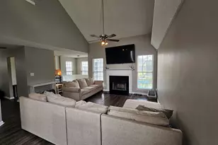 5077 Meadow Trce, Fairburn, GA 30213 - Photo 18