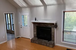 82 Geraldine Dr SE, Smyrna, GA 30082 - Photo 8