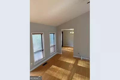 82 Geraldine Drive SE, Smyrna, GA 30082 - Photo 10