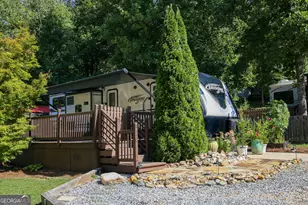 418 Elkmont Trl, Cleveland, GA 30528 - Photo 2