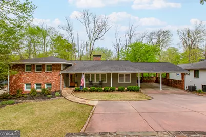 870 Starlight Drive, Sandy Springs, GA 30342 - Photo 2