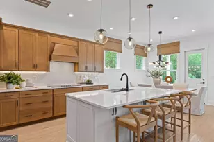 7236 Maple Brook Ln, Flowery Branch, GA 30542 - Photo 8