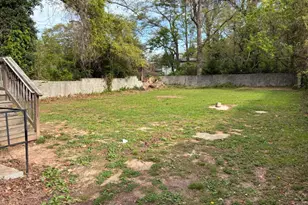 1429 Venetian Dr SW, Atlanta, GA 30311 - Photo 4