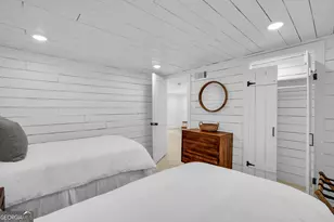 15 Izlar Ave, Tybee Island, GA 31328 - Photo 12