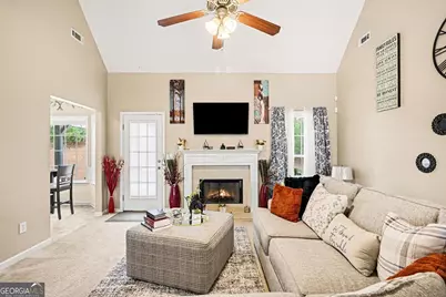203 Rocky Creek Drive, Griffin, GA 30224 - Photo 6