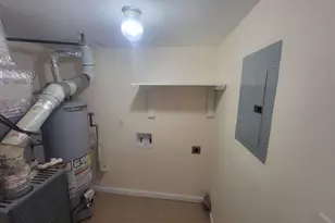 2674 Evans Mill Dr, Lithonia, GA 30058 - Photo 32