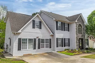 1380 Pebble Beach Ln, Hampton, GA 30228 - Photo 2