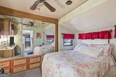 105 Holiday Loop, Cleveland, GA 30528 - Photo 10