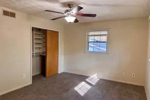 3710 Creekview Cir, South Fulton, GA 30349 - Photo 14