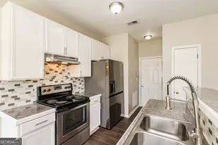 5071 Windsor Forrest Ln, Atlanta, GA 30349 - Photo 4