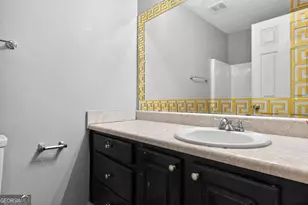 5470 Twin Lakes Dr, Atlanta, GA 30349 - Photo 12